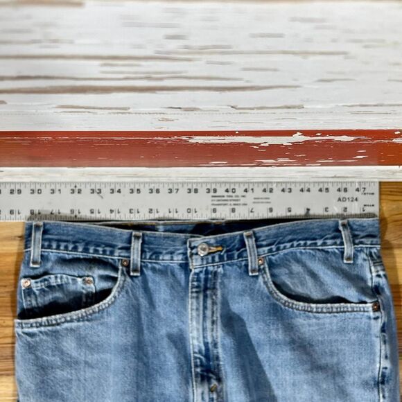 37w 90s USA Vintage Levi's 550 Jeans - Picture 9 of 13